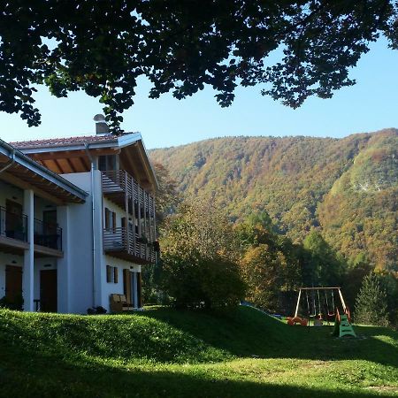 Garni Fobbie Hotell Brentonico Eksteriør bilde