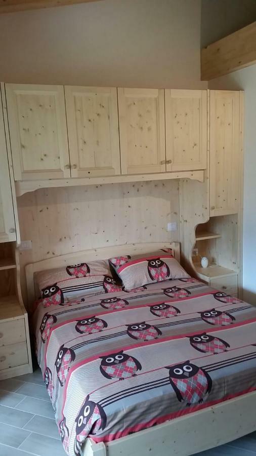Garni Fobbie Hotell Brentonico Eksteriør bilde