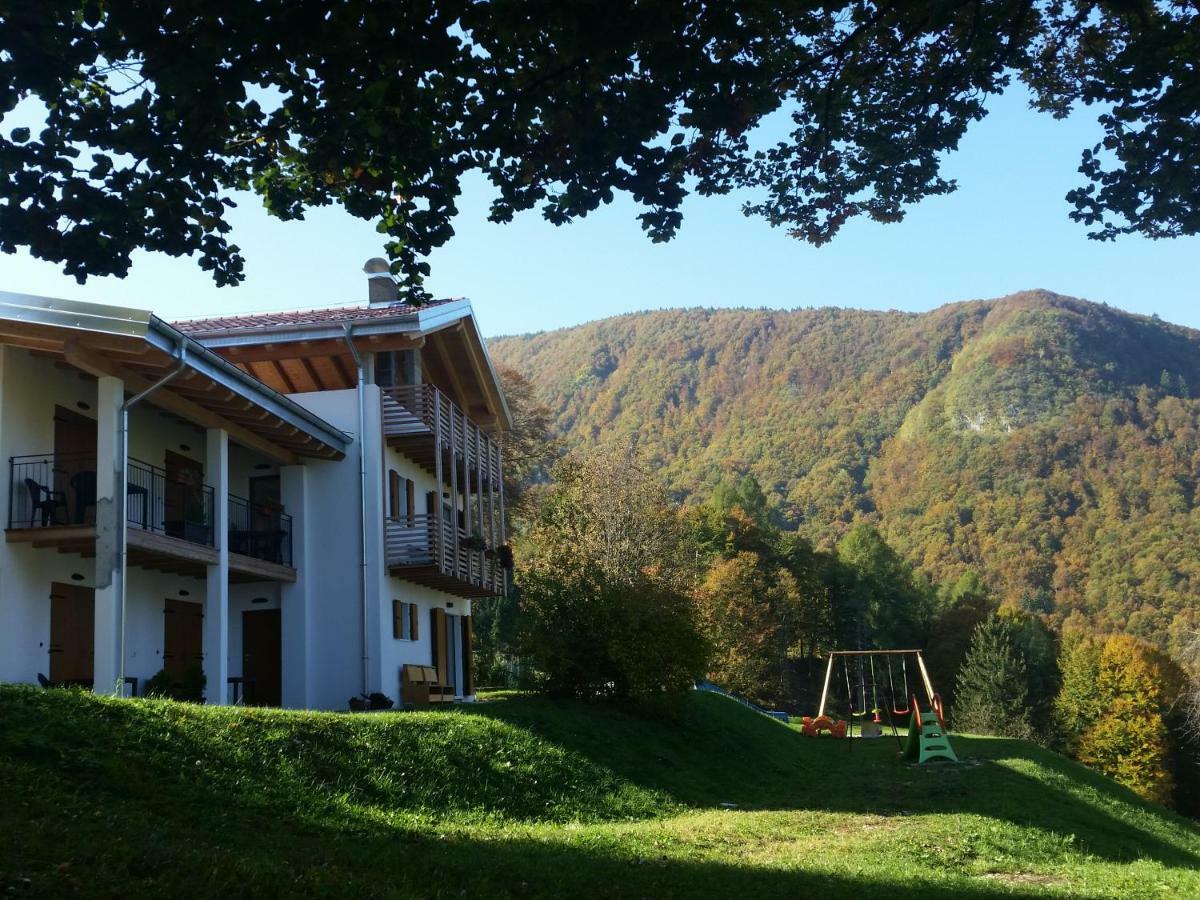 Garni Fobbie Hotell Brentonico Eksteriør bilde